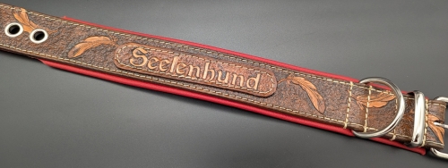 Halsumfang von 31 cm bis 39 cm --> Leder --> Breite 4 cm ---> Halsband 1541