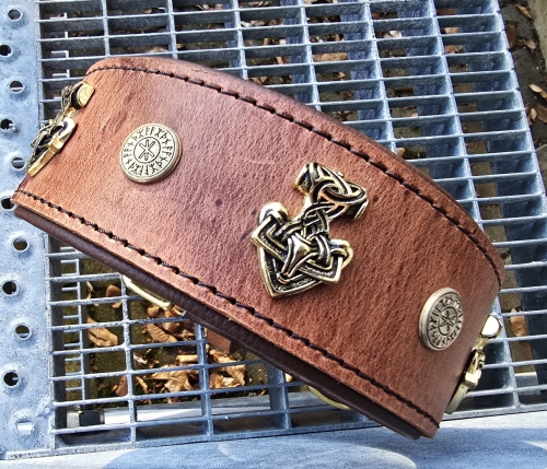 HB 1618 --> Halsumfang von 32 cm bis 38 cm --> Breite 3 cm ---> Leder