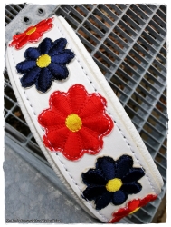 Halsband 680 mit Aufnäher --> Breite 4 cm ---> geeignet für Halsumfang von 31 cm bis 40 cm