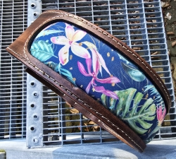 HB 1619 --> Halsumfang von 44 cm bis 53 cm --> Breite 6 cm ---> Leder